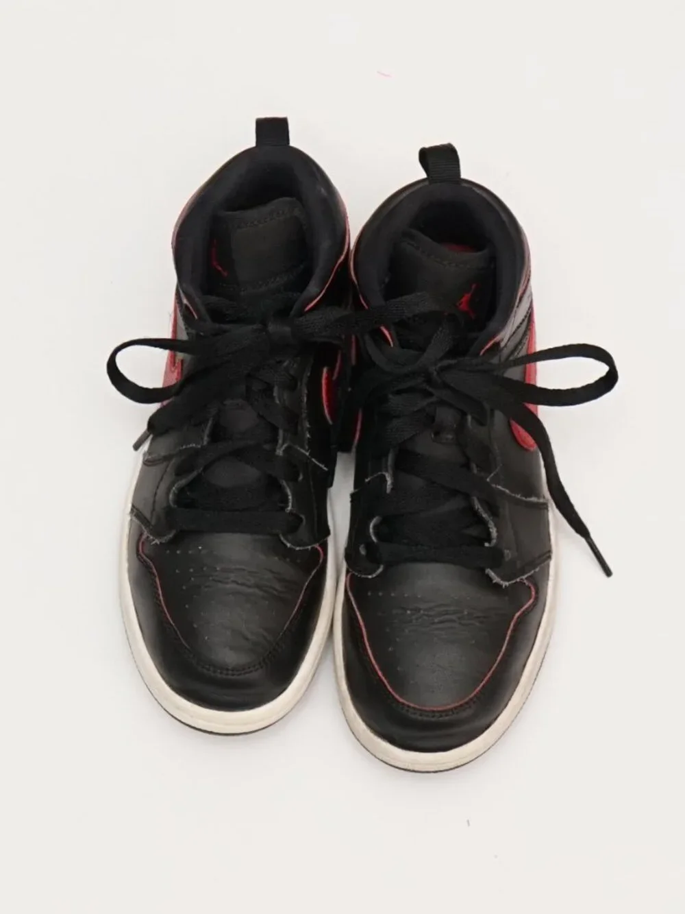 Nike Air Jordan 1 Mid BG Size  2Y Black Red White